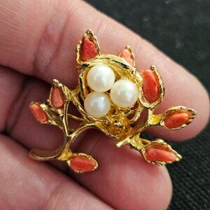 Vintage Swoboda SWO.INC Gold Tone Faux Pearls Coral Leaves Brooch Pin Signed